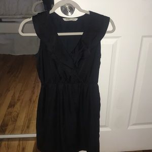 Old Navy SP black ruffle v neck dress